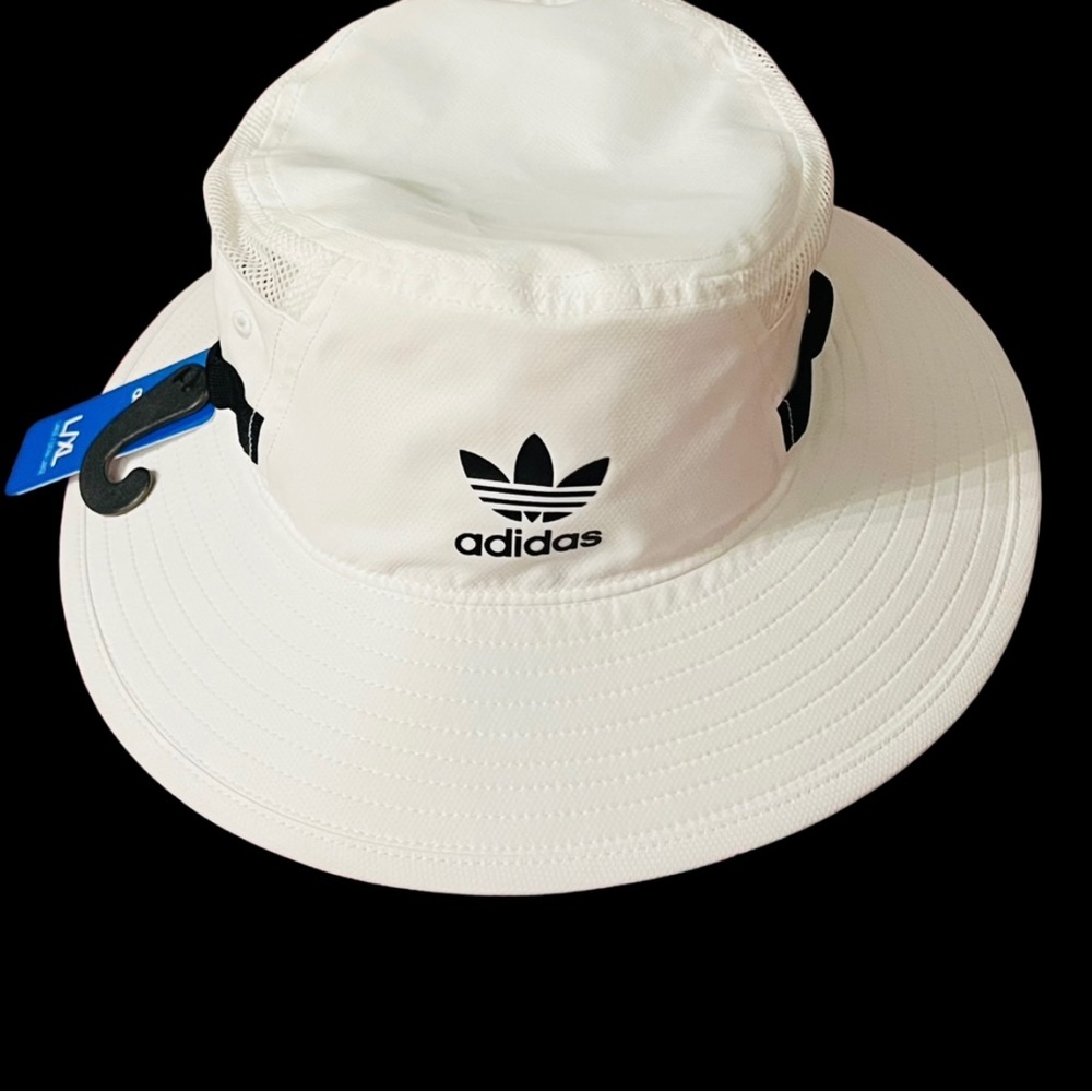 Adidas bucket hat/White/unisex✨